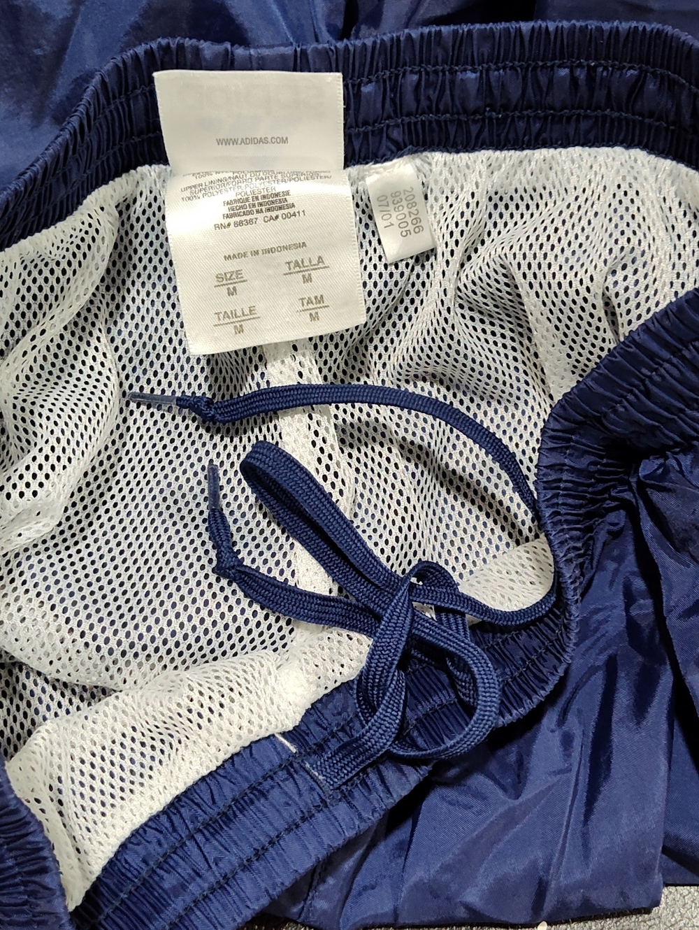 VTG Adidas Windbreaker Track Pants w/Pockets, Mesh-Lined, Men’s M. Blue. 2001 - Picture 8 of 8